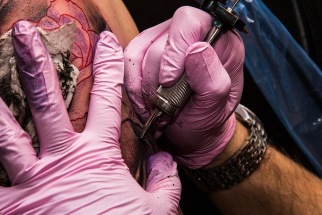 Когда лучше всего делать татуировку?
