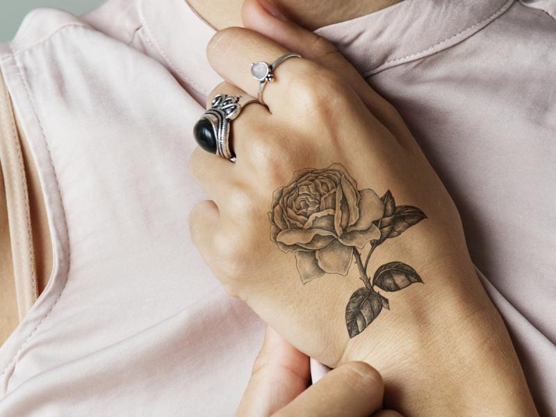 Что означает татуировка роза? Скрытые значения